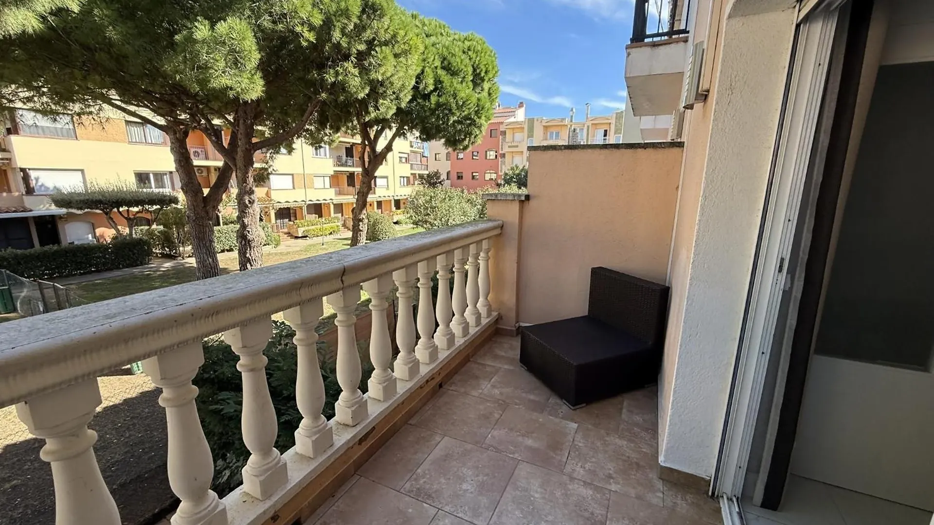 Awaydays Casa A 100M De Playa Apartman Empuriabrava 0*,  Spanyolország